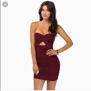 diana strapless bodycon dress maroon - Tobi